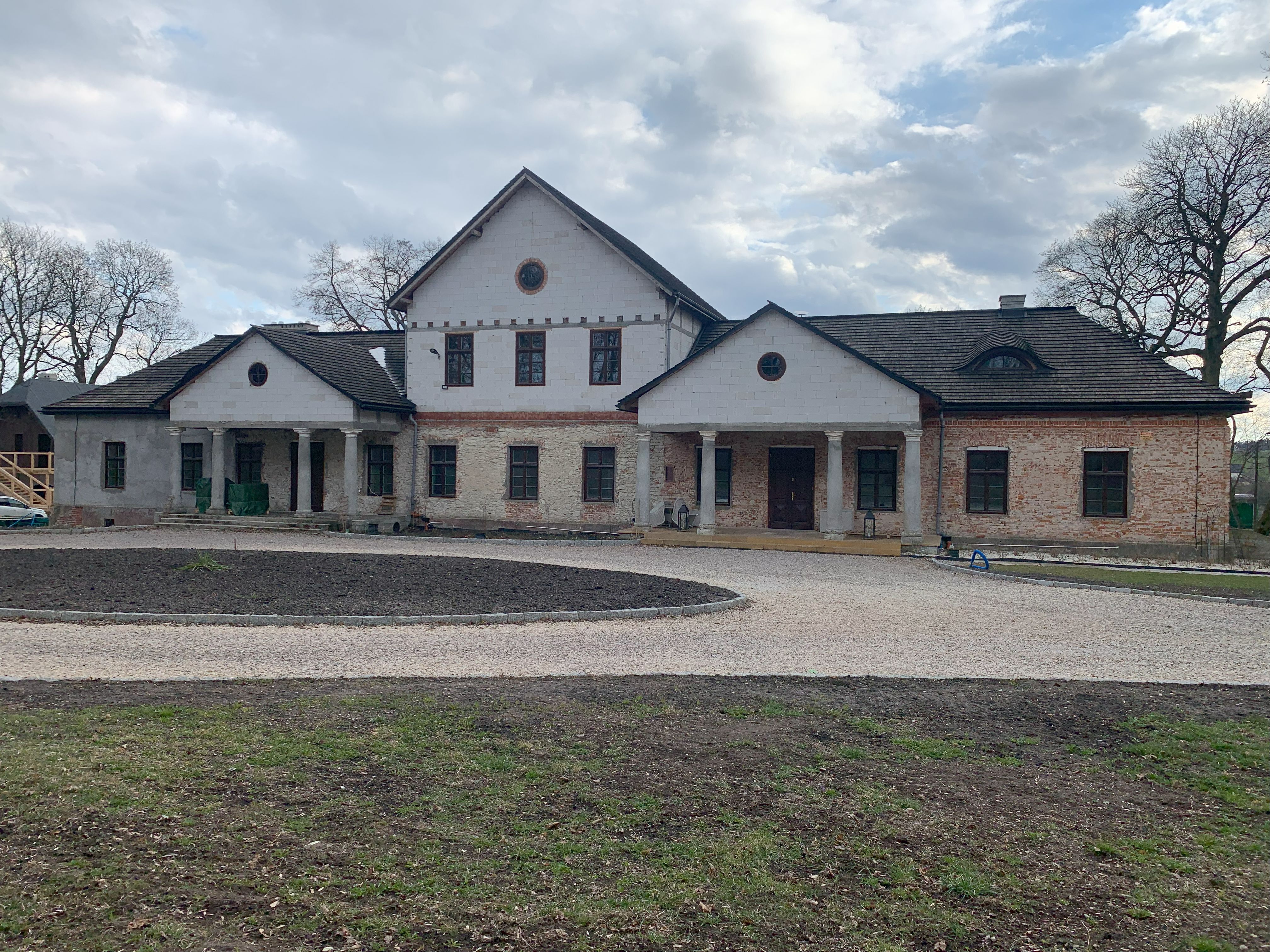 halkaistu puupaanu paanu valmistaja ekologinen kattopäällyste Puola