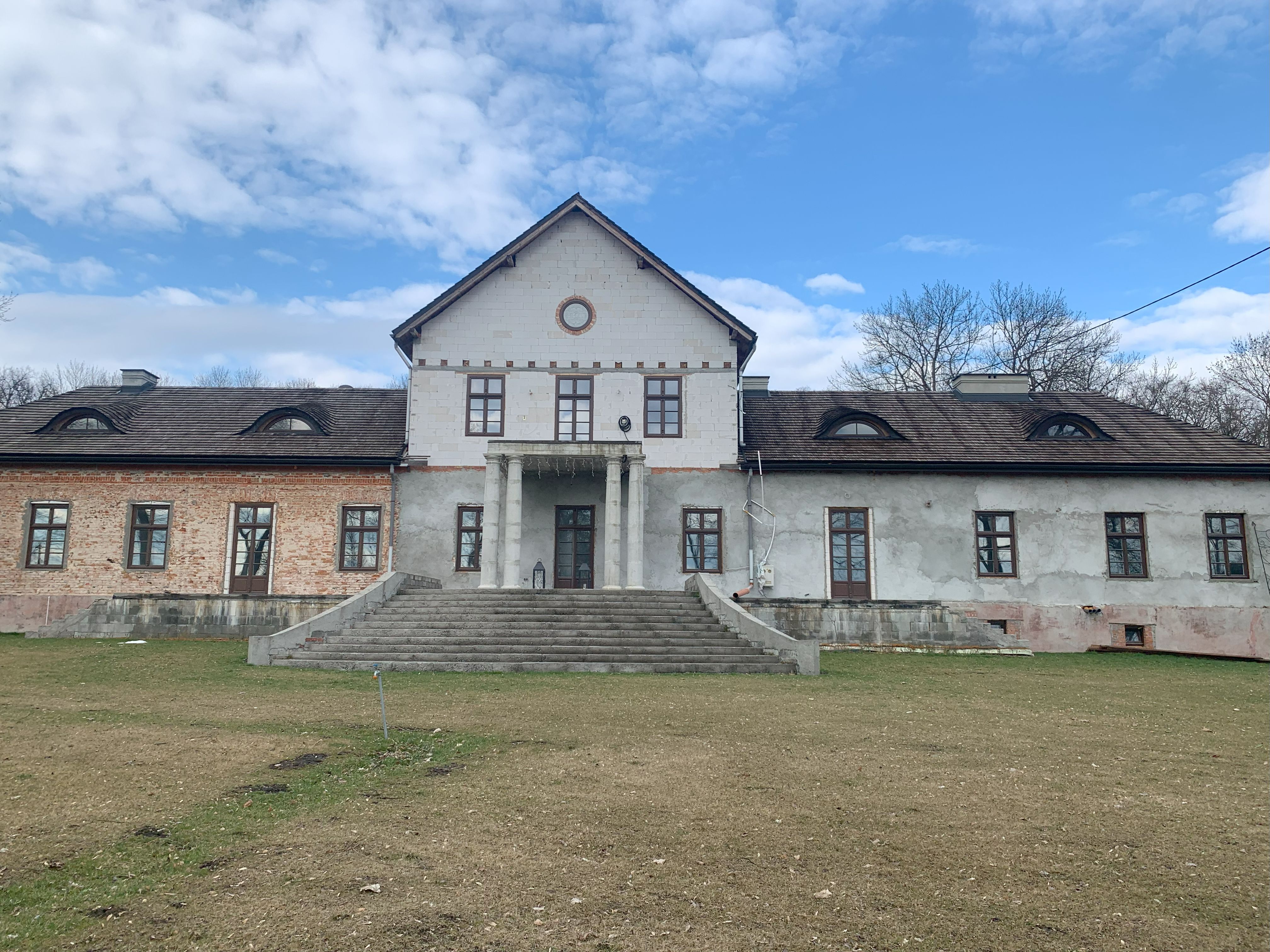 halkaistu puupaanu paanu valmistaja ekologinen kattopäällyste Puola